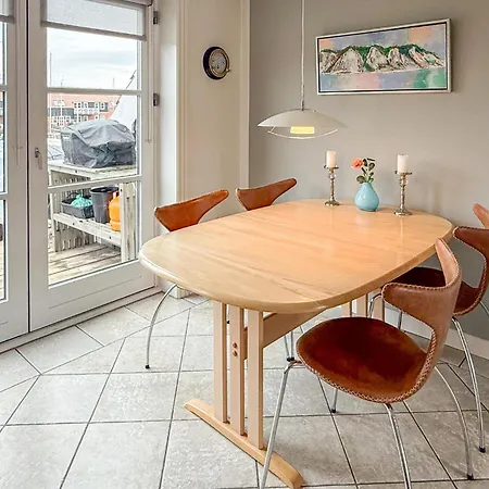 2 Bedroom Stunning In Borre