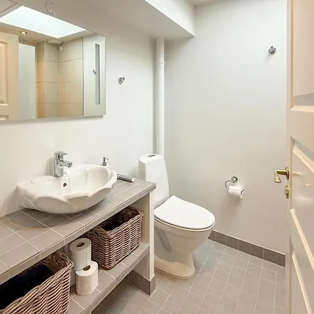 2 Bedroom Stunning In Apartment Borre